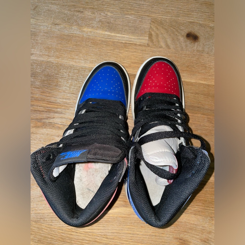 Air Jordan - Picture 7 of 11